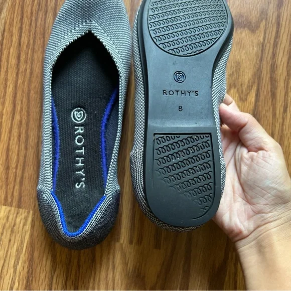 Women's Rothy's The Flat Shoes. Size 8 - Picture 7 of 9